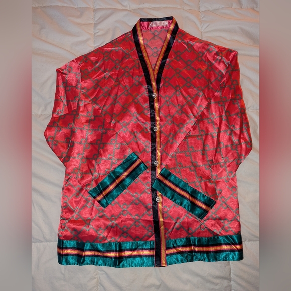 👑Super cute pajamas size small - Picture 2 of 10